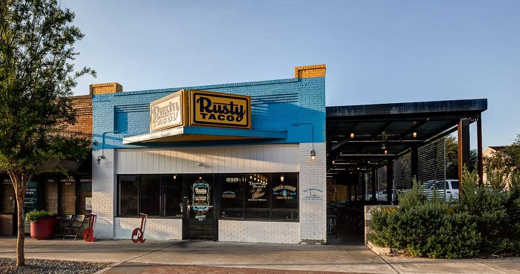 Rusty Taco Denton | restaurant | 210 E Hickory St, Denton, TX 76201, USA | 9404838226 OR +1 940-483-8226