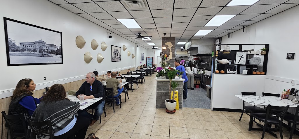 Pho Gulf Breeze | restaurant | 3479 Gulf Breeze Pkwy, Gulf Breeze, FL 32563, USA | 8509641565 OR +1 850-964-1565
