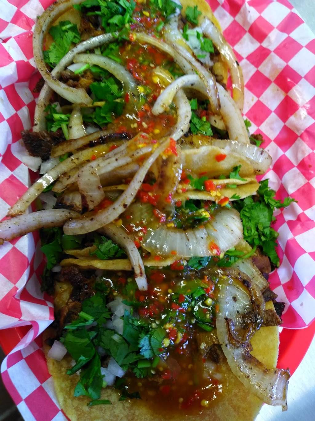 Taquería Méxican food el Primo | restaurant | 300 W Sunset Ave, Springdale, AR 72764, USA | 4793341686 OR +1 479-334-1686