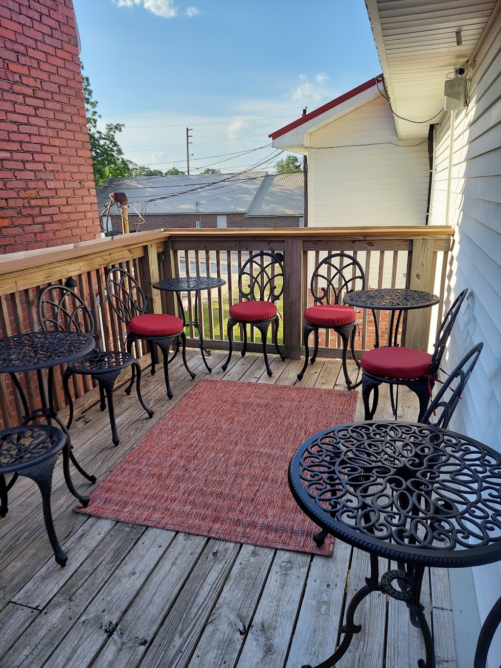 Bogeys Bar & Restaurant | restaurant | 660 Baldwin Ave, Defuniak Springs, FL 32435, USA | 8509512233 OR +1 850-951-2233