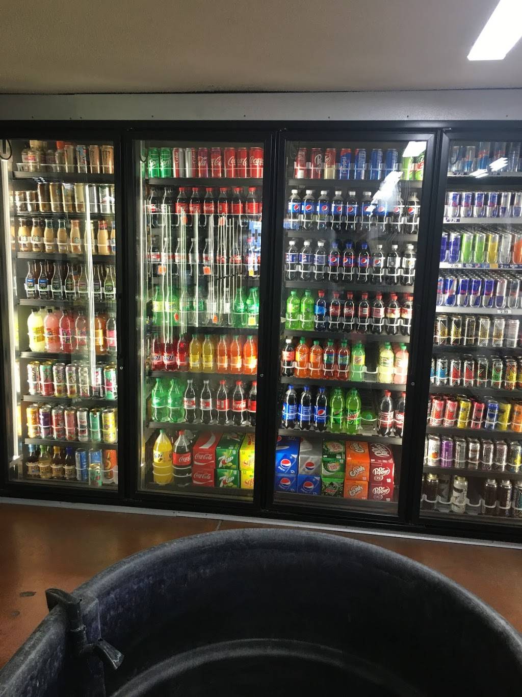 Joes Village Market | restaurant | 13193 CA-33, Santa Nella, CA 95322, USA | 2098261452 OR +1 209-826-1452