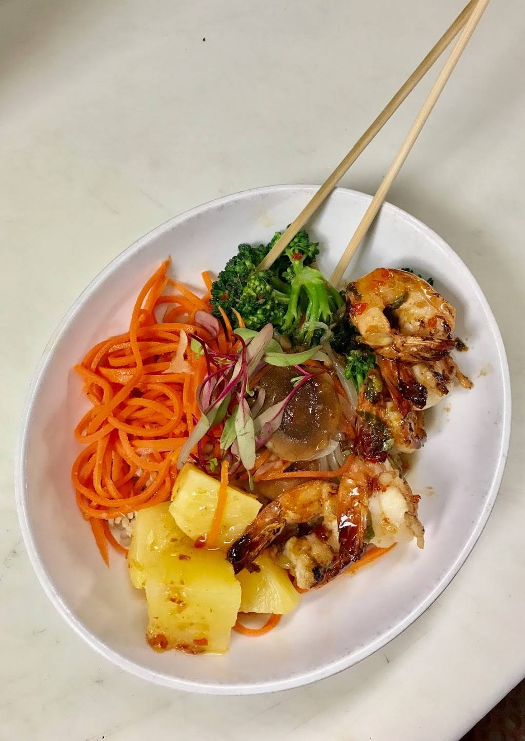 Hobnob Kitchen & Bar | restaurant | 720 5th Ave S #101, Naples, FL 34102, USA | 2395800070 OR +1 239-580-0070