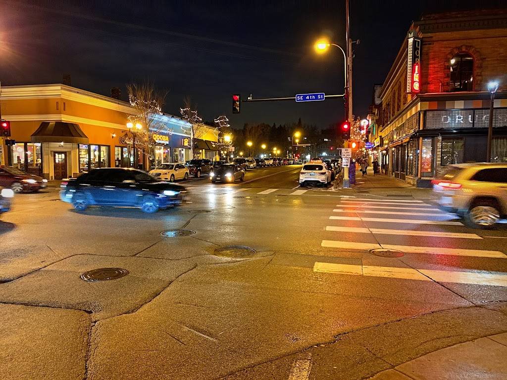 Tonys Diner | restaurant | 1327 SE 4th St, Minneapolis, MN 55414, USA | 6123784730 OR +1 612-378-4730