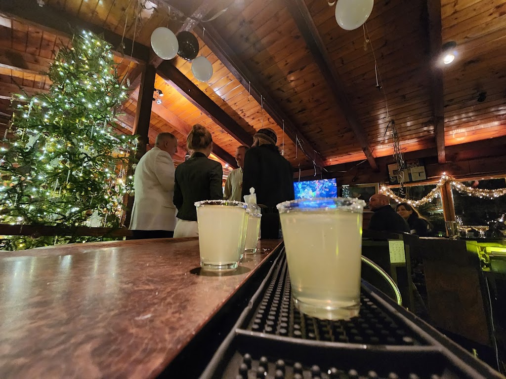 Three Coins Dining Room at Holiday Acres | restaurant | 4060 S Shore Dr, Rhinelander, WI 54501, USA | 7153691501 OR +1 715-369-1501