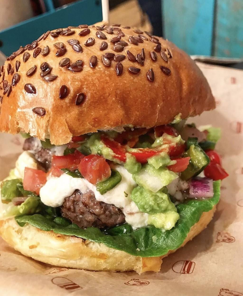 Bareburger | restaurant | 795 Columbus Ave, New York, NY 10025, USA | 6463987177 OR +1 646-398-7177