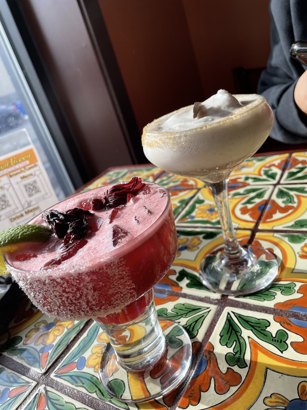 Mi Nueva Tierra | restaurant | 2417 N Clybourn Ave, Chicago, IL 60614, USA | 7736978100 OR +1 773-697-8100