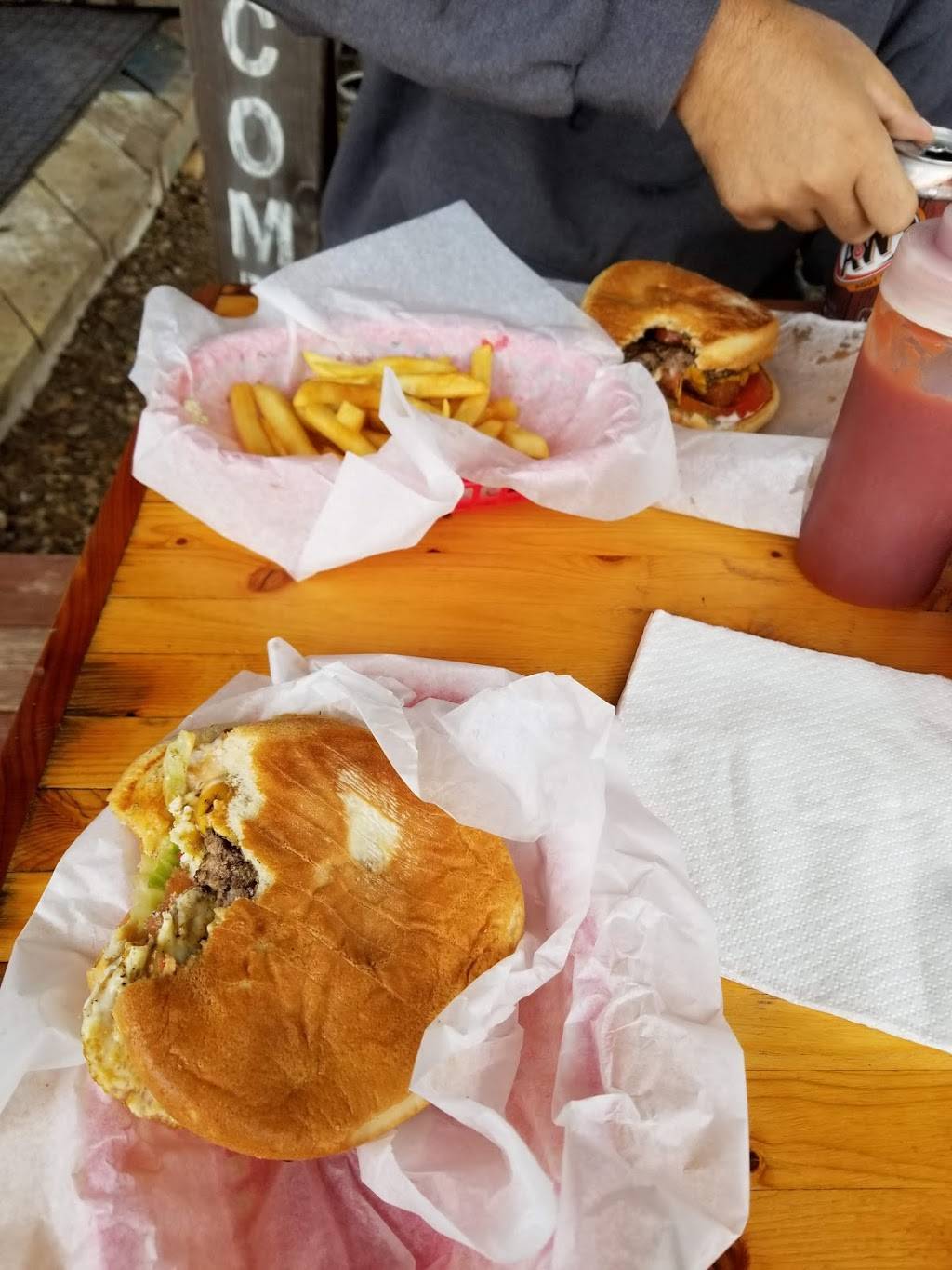 Lone Star Burgers | restaurant | 13247 Moffat Rd, Temple, TX 76502, USA | 2546247153 OR +1 254-624-7153