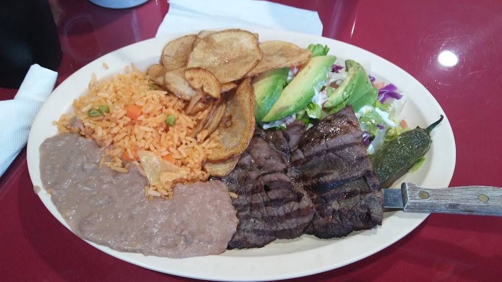 La Tortilandia | restaurant | 1112 W Berry St, Fort Worth, TX 76110, USA | 8179220205 OR +1 817-922-0205