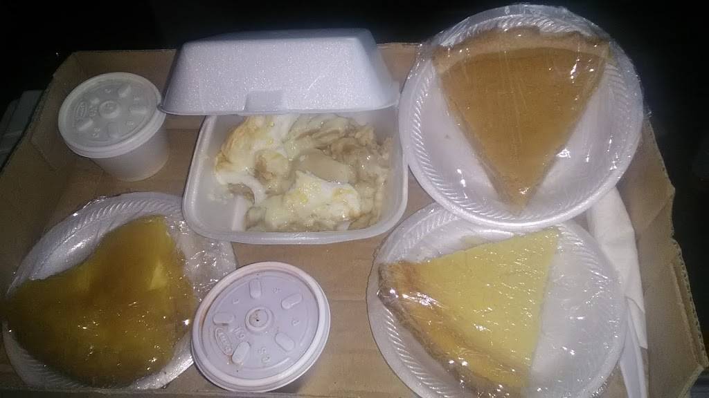 Mavericks Country Kitchen | restaurant | 9982 US-79, Palestine, TX 75801, USA | 9035382829 OR +1 903-538-2829