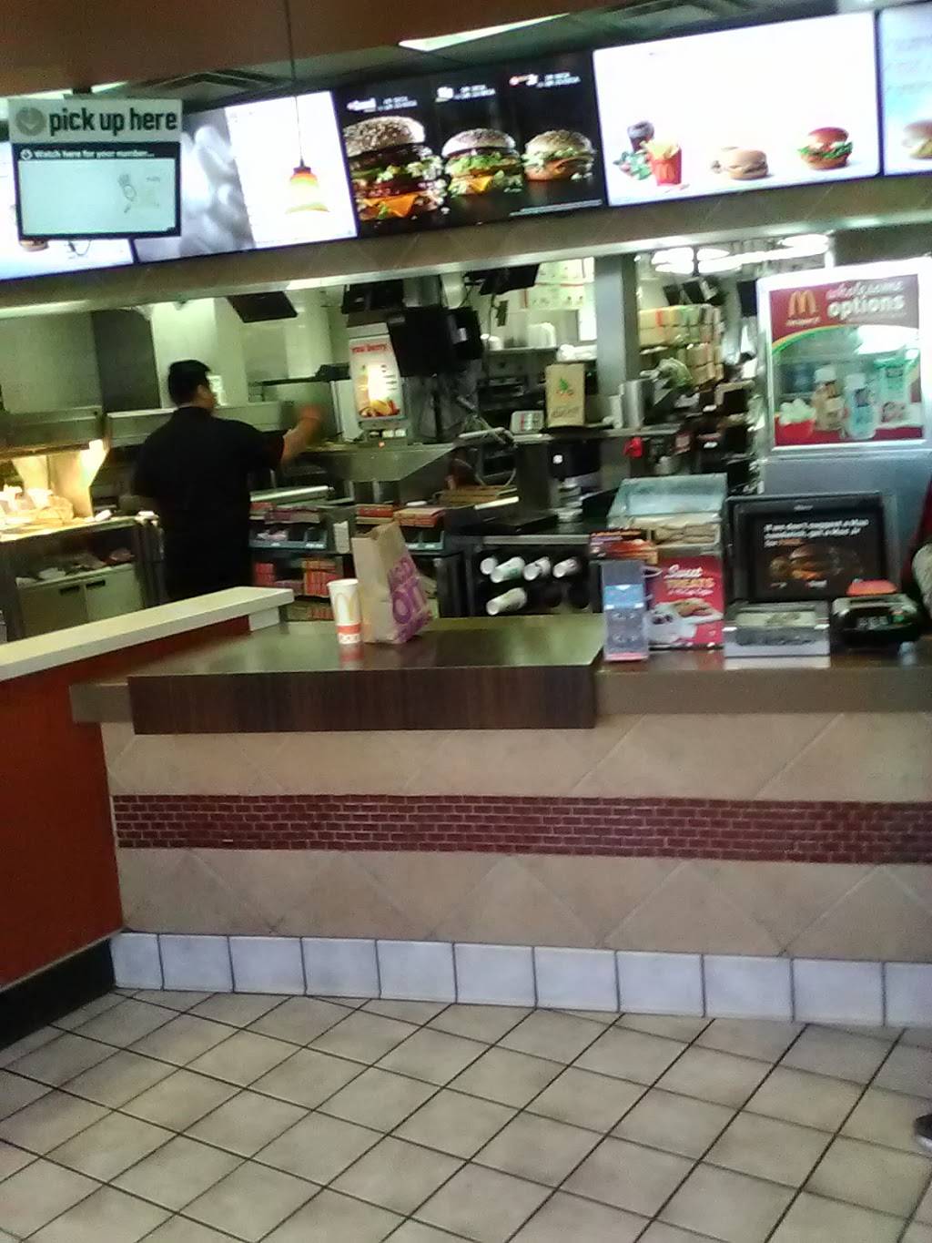 McDonalds | cafe | 3898 Cleveland Hwy, Dalton, GA 30721, USA | 7066942393 OR +1 706-694-2393