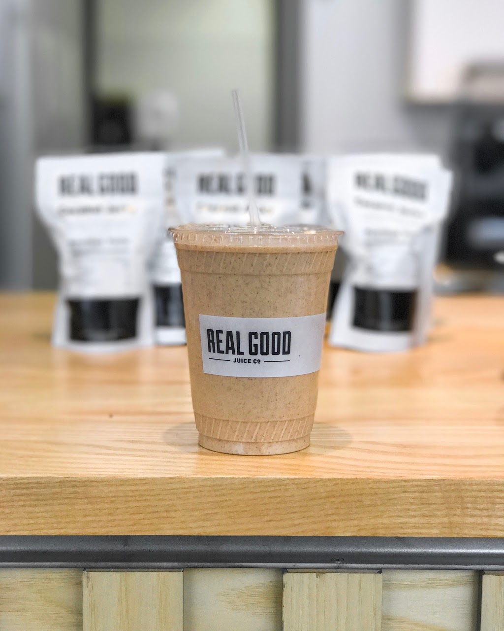 RealGood Stuff Co. | restaurant | 1 N Halsted St, Chicago, IL 60661, USA | 3122078400 OR +1 312-207-8400