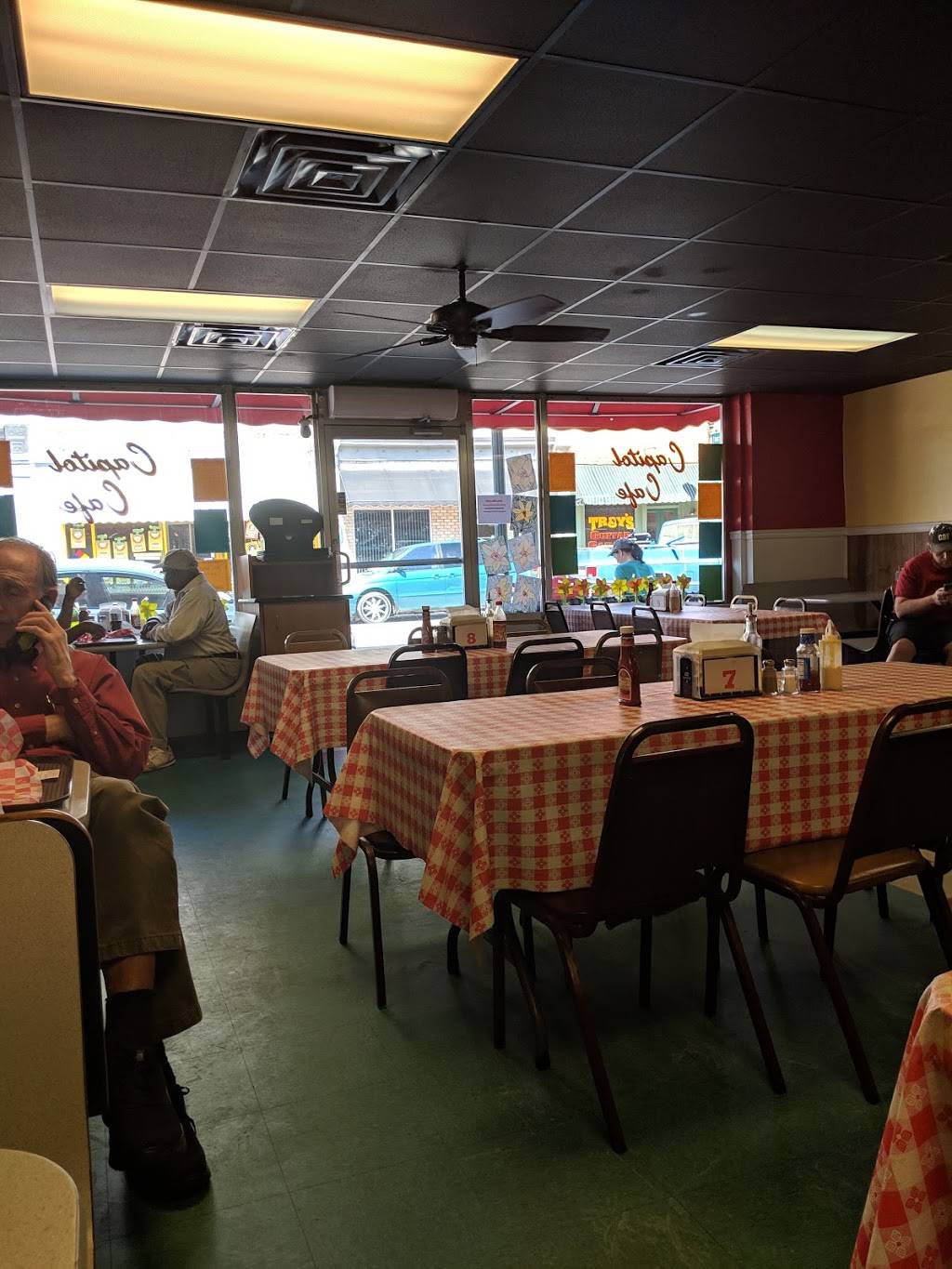 Capitol Cafe | restaurant | 102 E Main St, Fremont, NC 27830, USA | 9192426811 OR +1 919-242-6811