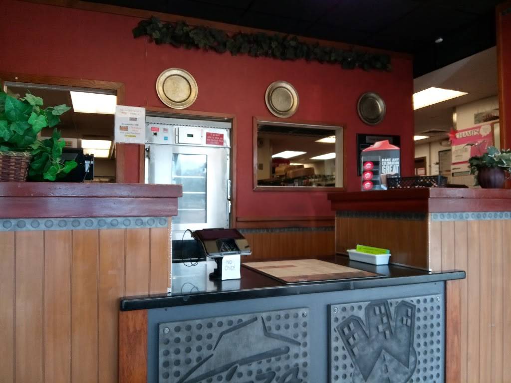 Pizza Hut | restaurant | 1602 Missouri Ave N, Largo, FL 33770, USA | 7275841111 OR +1 727-584-1111