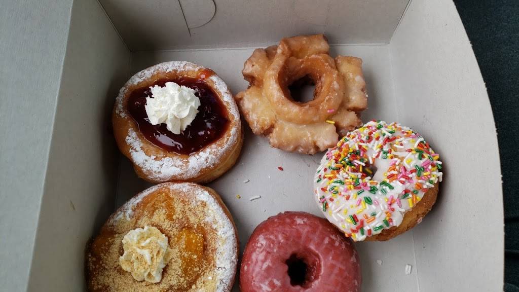 Painted Dough | cafe | 5702 Riverside Dr, Chino, CA 91710, USA | 9095483080 OR +1 909-548-3080