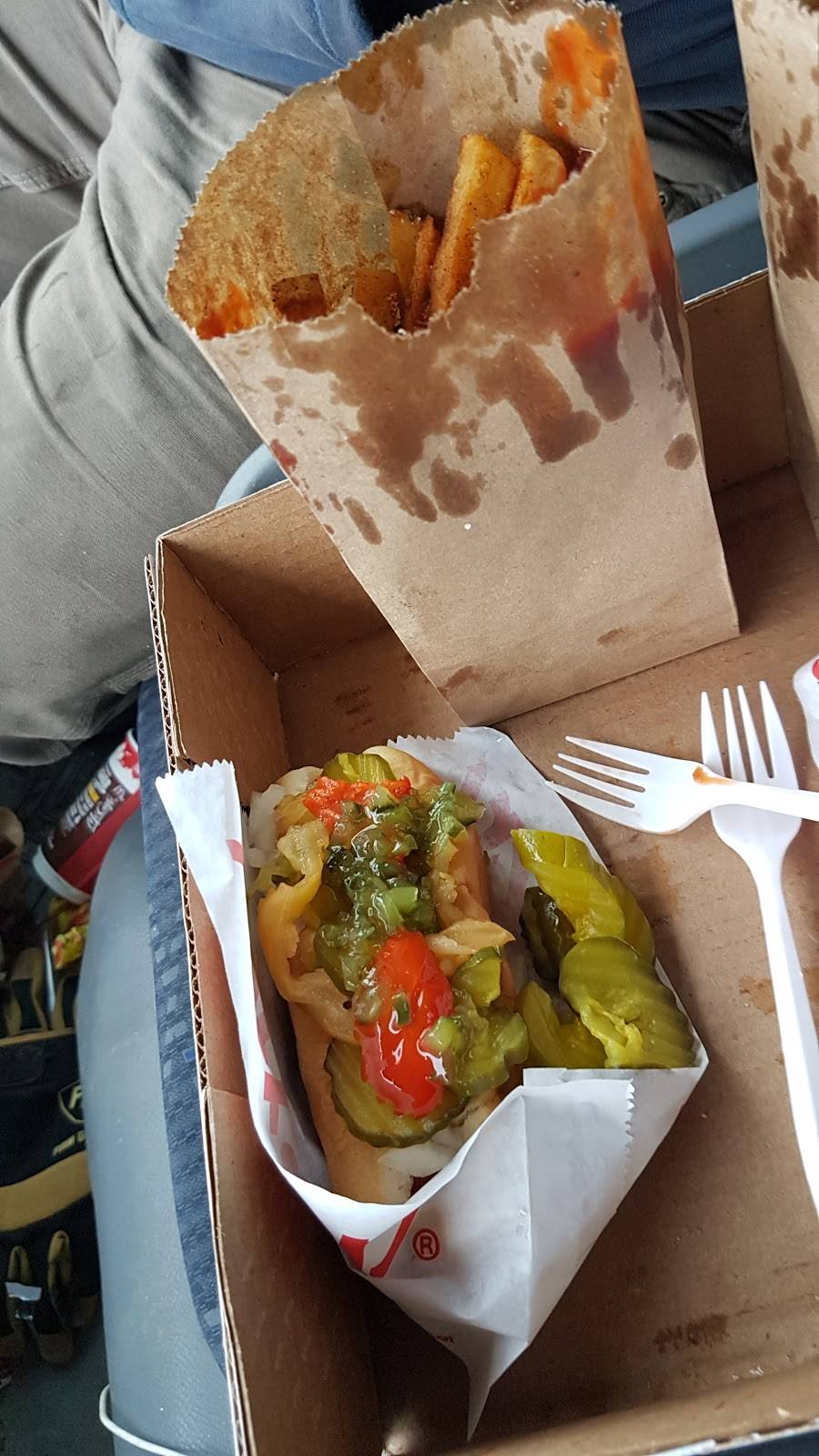 TVs Fries | restaurant | 555 W Hunt Club Rd, Nepean, ON K2G 5W5, Canada | 6138664398 OR +1 613-866-4398