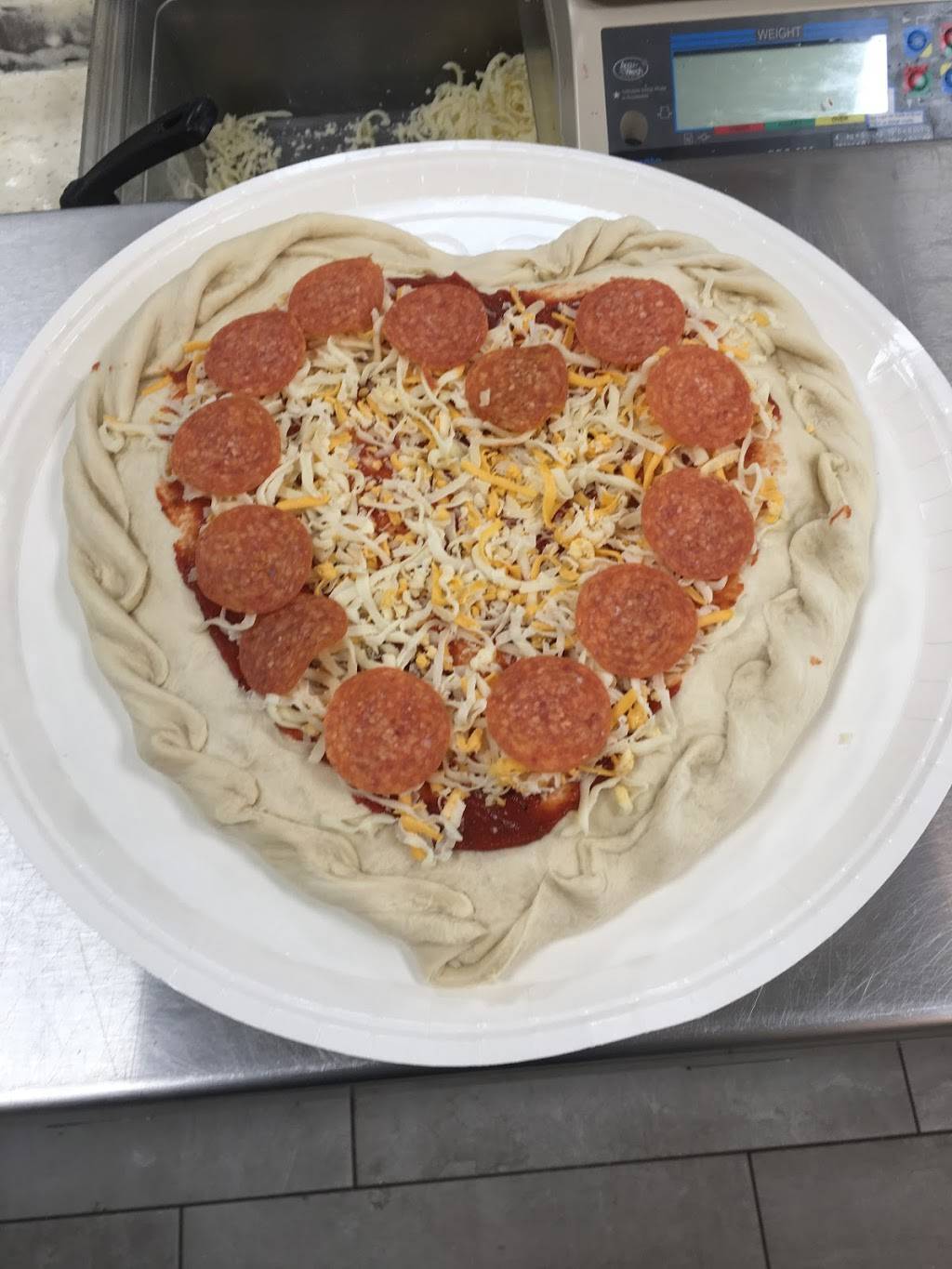 Papa Murphys Take N Bake Pizza | meal takeaway | 611 S Main St, DeForest, WI 53532, USA | 6088467277 OR +1 608-846-7277