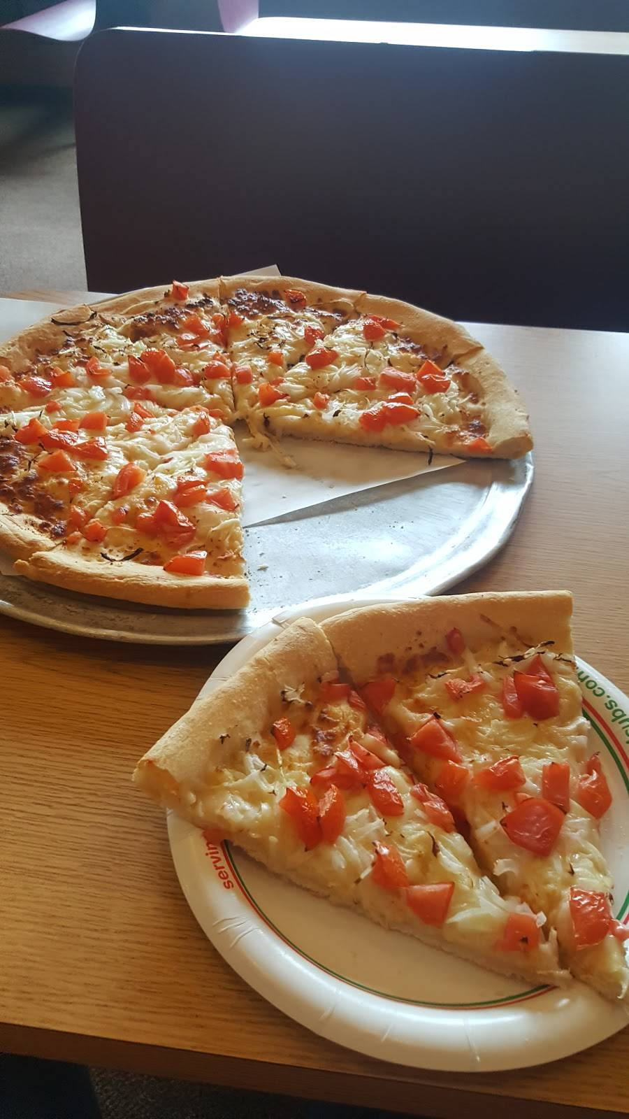 Johns Pizza & Subs | restaurant | 680 Campbell Blvd, Getzville, NY 14068, USA | 7166368600 OR +1 716-636-8600