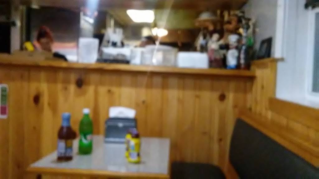 Supreme House of Pizza and Teddys Lounge | restaurant | 68 Main St, Raymond, NH 03077, USA | 6038959500 OR +1 603-895-9500