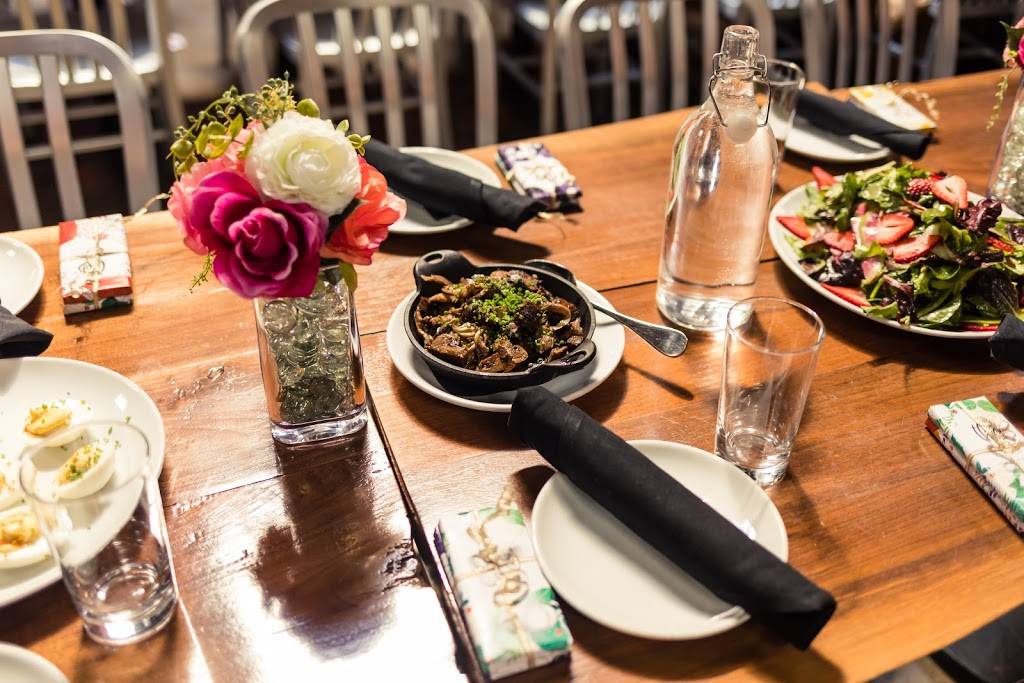 Heritage | restaurant | 914 N 2nd St, Philadelphia, PA 19123, USA | 2156277500 OR +1 215-627-7500