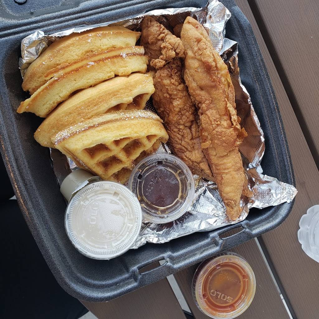 Brothers Fried Chicken and Waffles | restaurant | 701 S Main St, Medina, NY 14103, USA | 5853185002 OR +1 585-318-5002