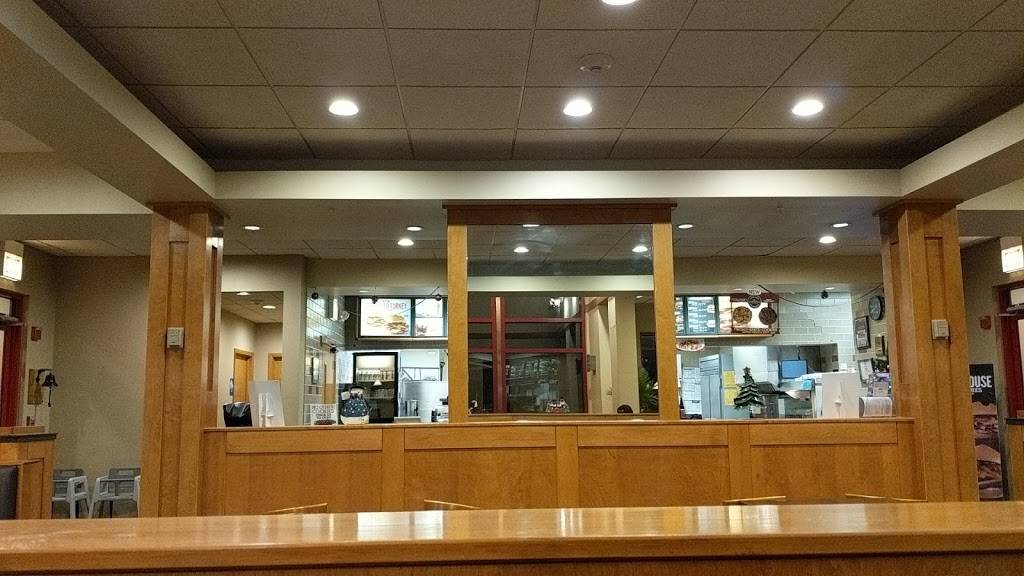 Arbys | restaurant | 501 E, IL-173, Antioch, IL 60002, USA | 8473950961 OR +1 847-395-0961