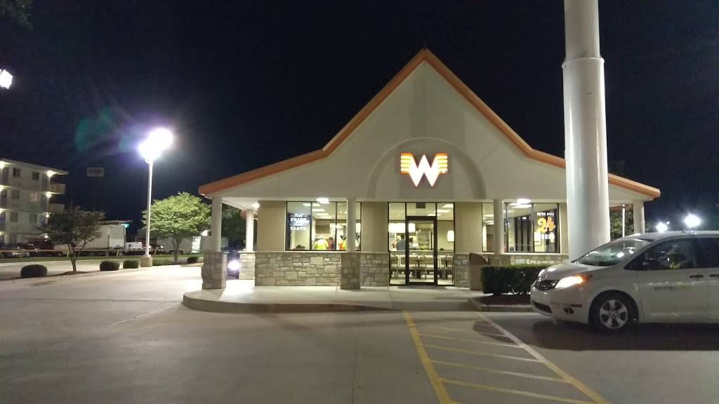 Whataburger | restaurant | 4635 Rittiman Rd, San Antonio, TX 78218, USA | 2106504003 OR +1 210-650-4003