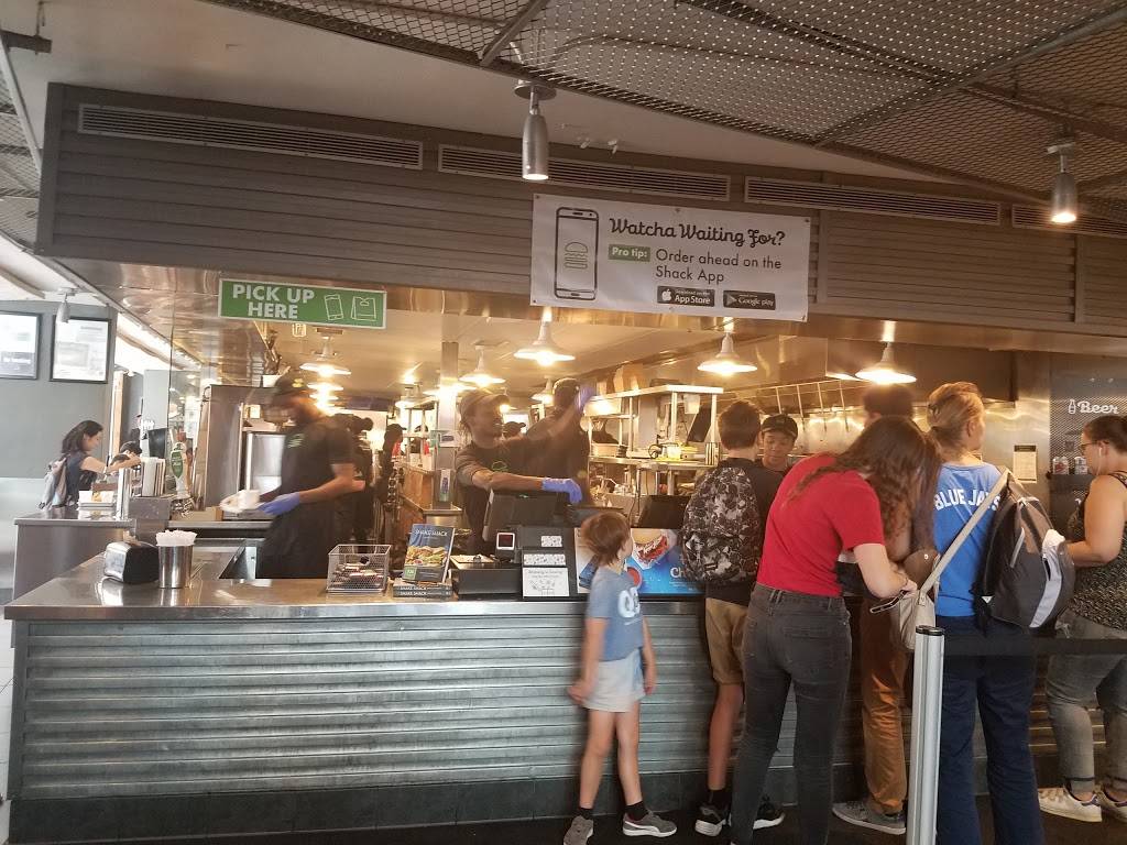 Shake Shack | restaurant | 154 East 86th St, New York, NY 10028, USA | 6462375035 OR +1 646-237-5035