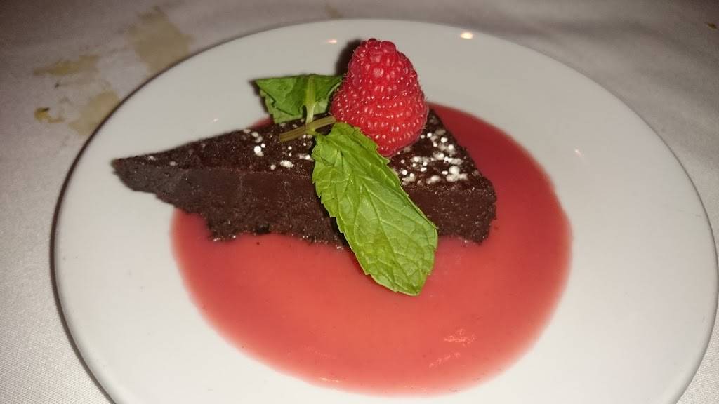 Flemings Prime Steakhouse & Wine Bar | restaurant | 150 S Jordan Creek Pkwy, West Des Moines, IA 50266, USA | 5154572916 OR +1 515-457-2916