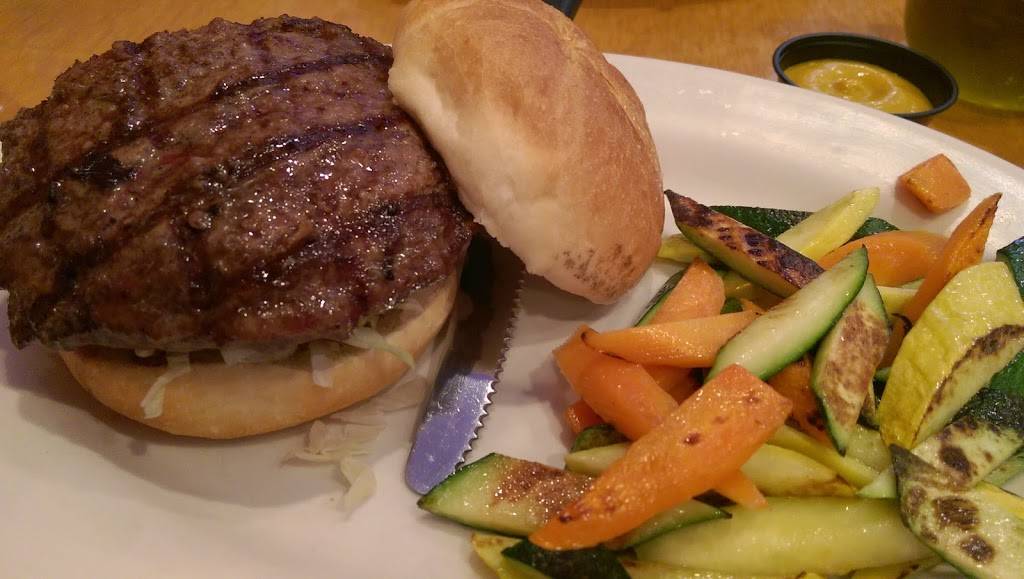 Flip Flops VB Grill | restaurant | 2217 Upton Dr, Virginia Beach, VA 23454, USA | 7574273547 OR +1 757-427-3547