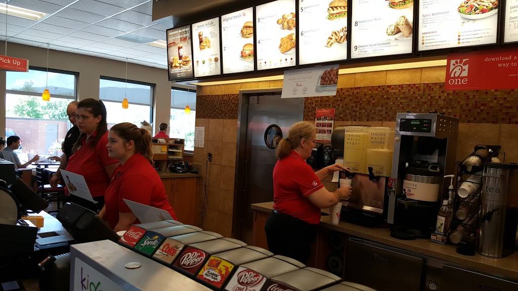 Chick-fil-A | restaurant | 1353 W Main St, Salem, VA 24153, USA | 5403872095 OR +1 540-387-2095