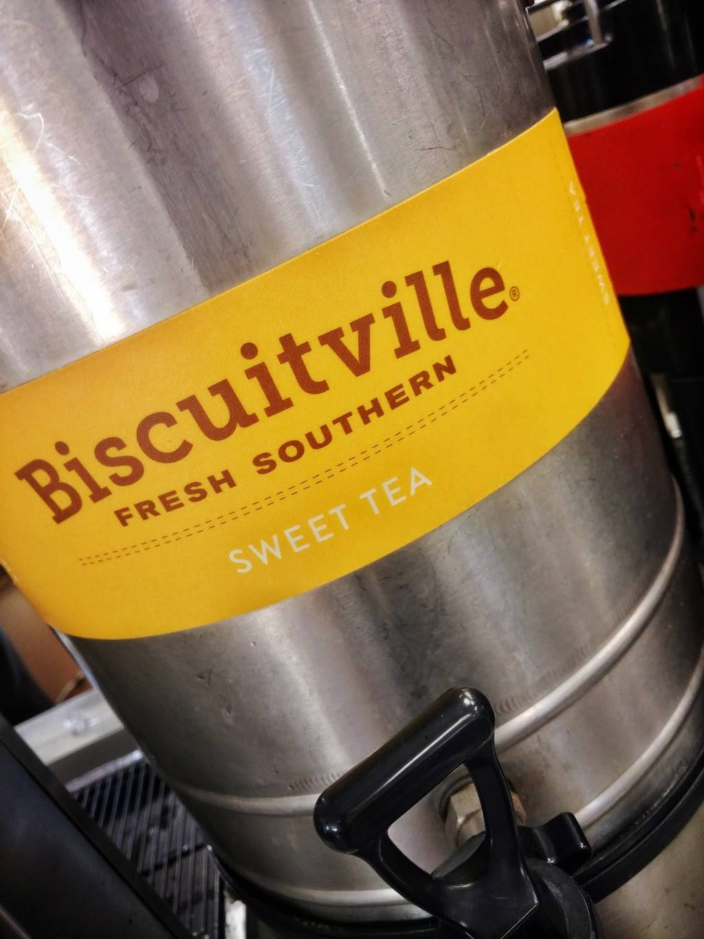 Biscuitville | cafe | 1041 Piney Forest Rd, Danville, VA 24540, USA | 4348364136 OR +1 434-836-4136