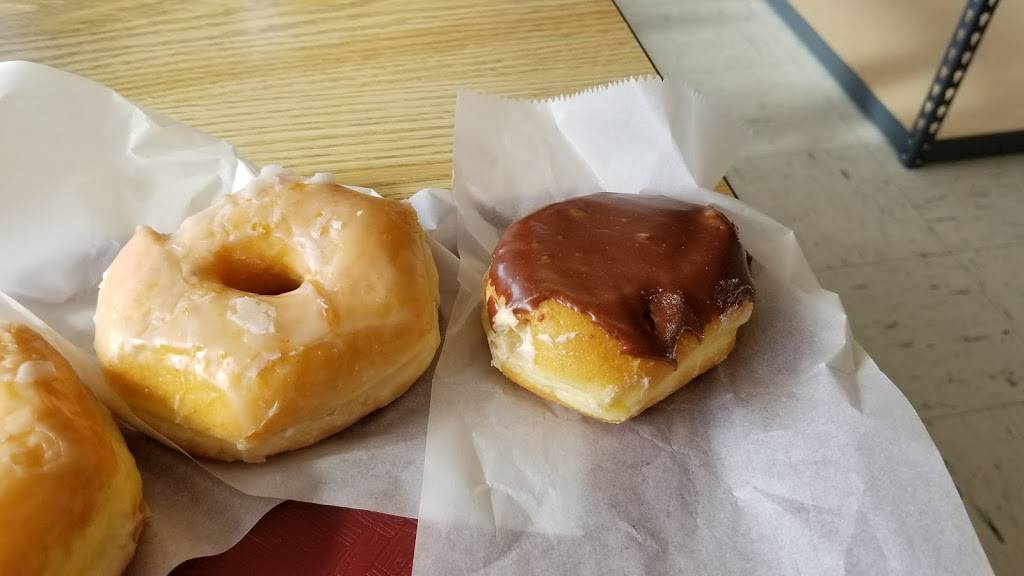 Scottys Donuts | bakery | 304 S Brady St, DuBois, PA 15801, USA | 8143718090 OR +1 814-371-8090