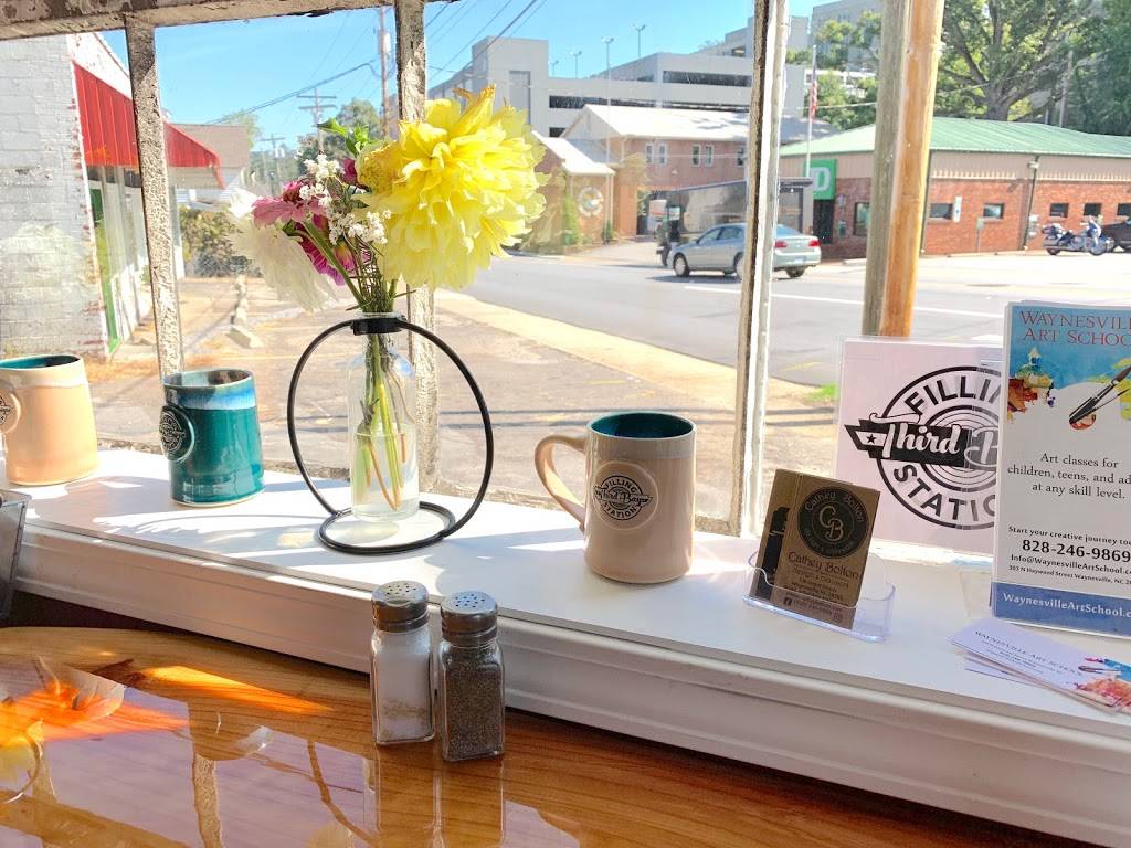 Third Bay - Filling Station | cafe | 136 Depot St, Waynesville, NC 28786, USA | 8282466868 OR +1 828-246-6868
