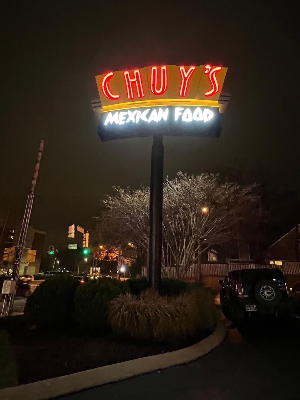 Chuys | restaurant | 17 White Bridge Pike, Nashville, TN 37205, USA | 6156414201 OR +1 615-641-4201