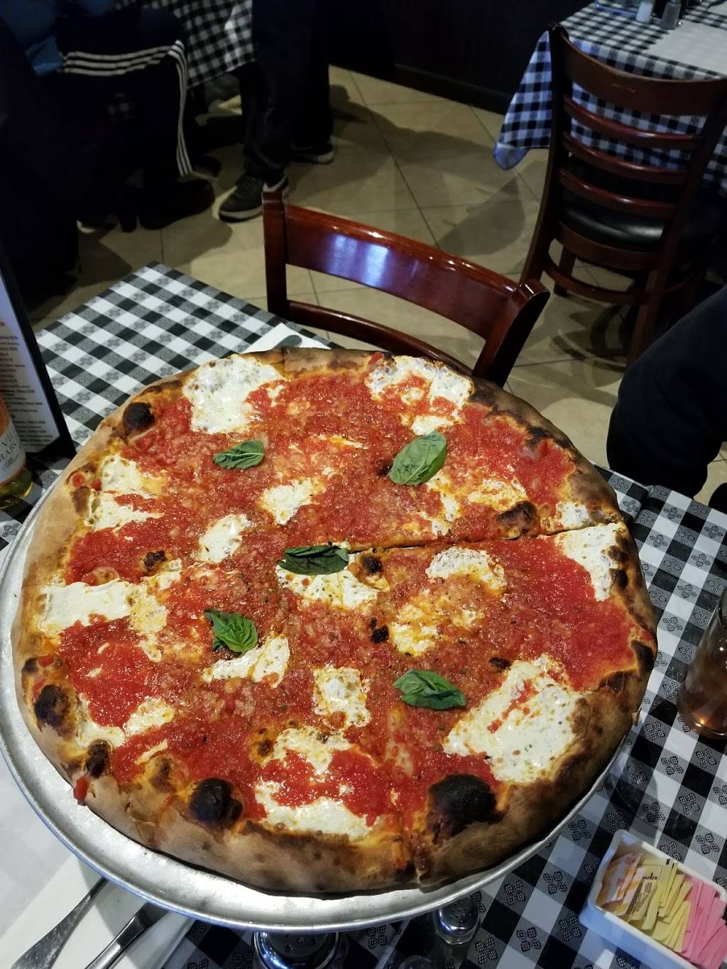 Massas Pizzeria | restaurant | 80 Gerard St, Huntington, NY 11743, USA | 6319233473 OR +1 631-923-3473