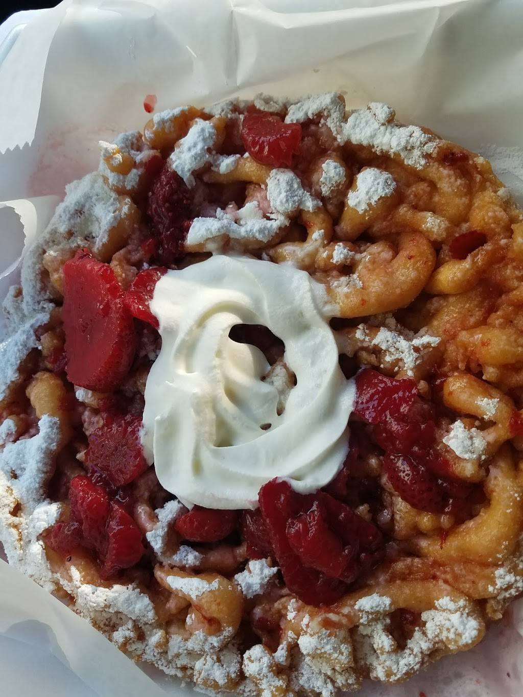 Rainbow Snow | restaurant | 5422 Bernal Dr, Dallas, TX 75212, USA | 2145466469 OR +1 214-546-6469