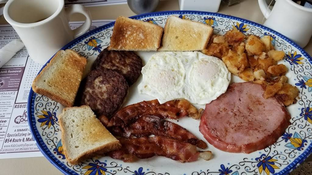 Frankies Waffles And Burgers | bakery | 565 US-6, Mahopac, NY 10541, USA | 8456212527 OR +1 845-621-2527