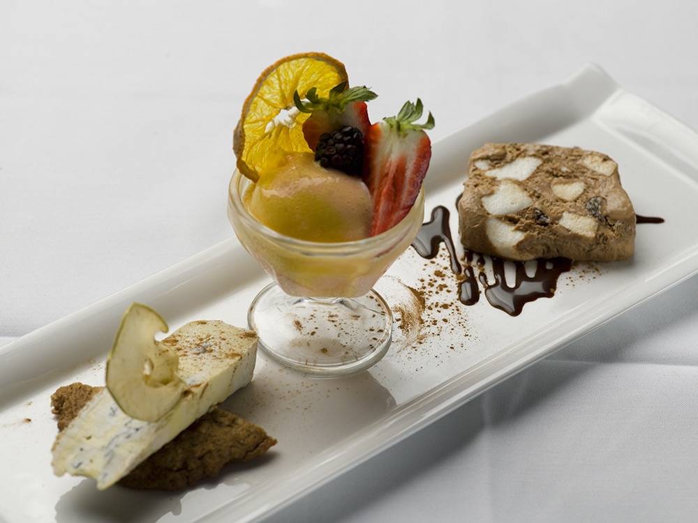 Le Bistro | restaurant | 4626 N Federal Hwy, Lighthouse Point, FL 33064, USA | 9549469240 OR +1 954-946-9240