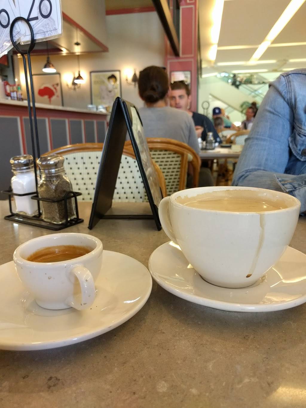 Champagne French Bakery | cafe | 3333 Bear St #151, Costa Mesa, CA 92626, USA | 7144291502 OR +1 714-429-1502