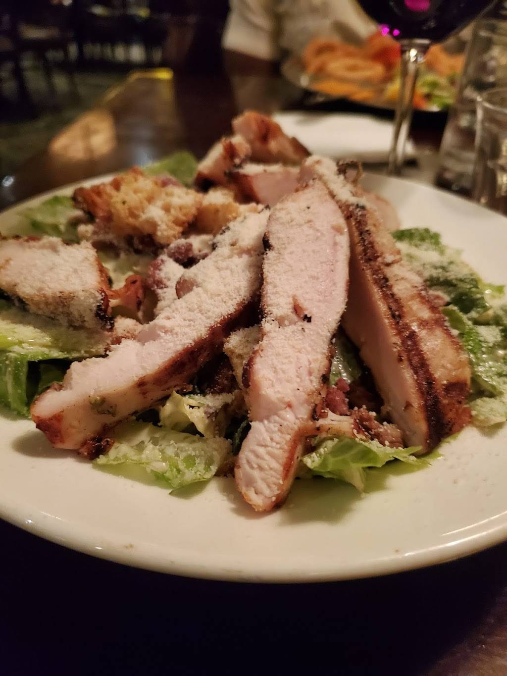 Madisons Restaurant & Bar | restaurant | 7265 Boulevard des Galeries dAnjou, Anjou, QC H1M 3A5, Canada | 5143511221 OR +1 514-351-1221