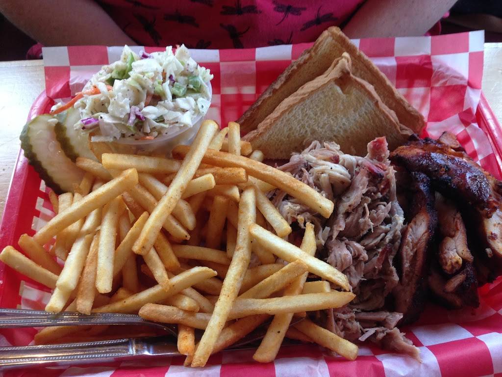 Smokehouse BBQ | restaurant | 78656 US-40, Winter Park, CO 80482, USA | 9707220227 OR +1 970-722-0227