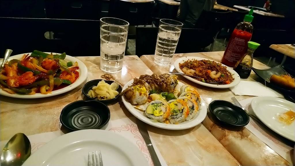 Soba & Sushi Bar | restaurant | 5227 Rue Sherbrooke Ouest, Montréal, QC H4A 1T7, Canada | 5144826883 OR +1 514-482-6883