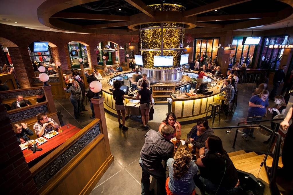 Budweiser Brew House | restaurant | 601 Clark Ave #101, St. Louis, MO 63102, USA | 3142415575 OR +1 314-241-5575