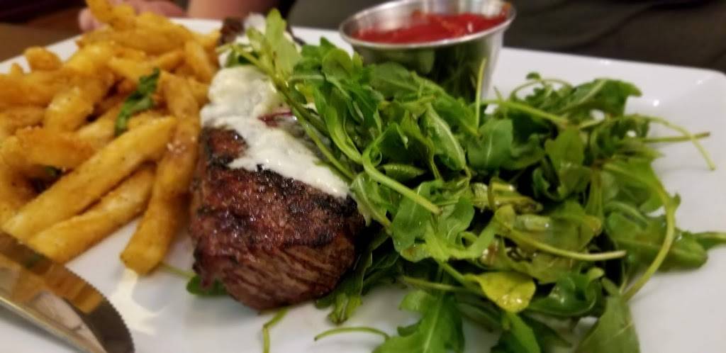 Putterham Grille | restaurant | 1012 W Roxbury Pkwy, Chestnut Hill, MA 02467, USA | 6173272202 OR +1 617-327-2202