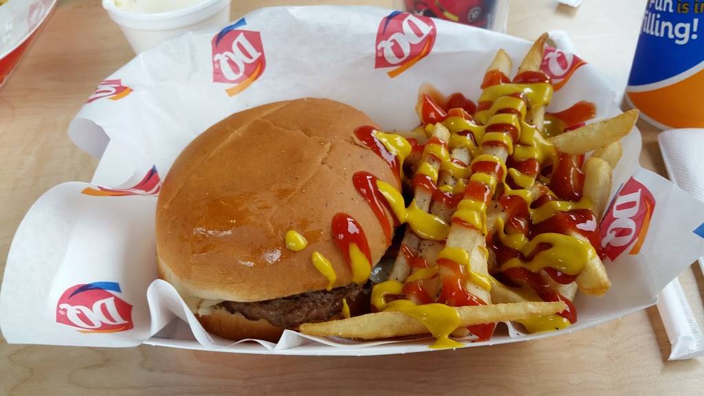 Dairy Queen Grill & Chill | restaurant | 3701 Tower Rd, Aurora, CO 80011, USA | 3035768001 OR +1 303-576-8001