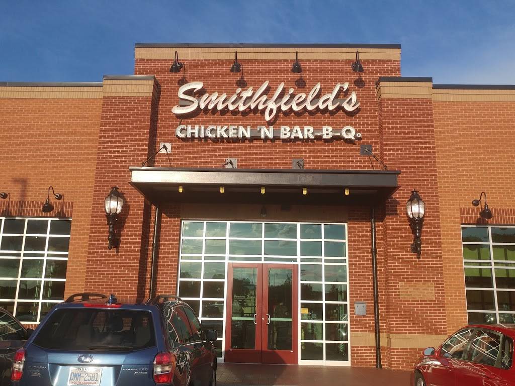 Smithfields Chicken N Bar-B-Q | restaurant | 3705 Patriot Way, Wilmington, NC 28412, USA | 9107948280 OR +1 910-794-8280