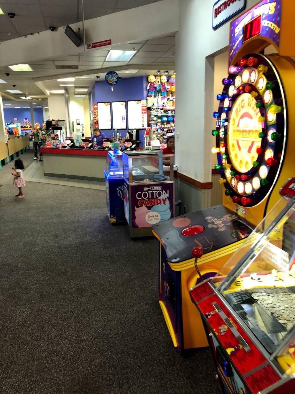 Chuck E. Cheeses | restaurant | 82 Boston Post Rd, Orange, CT 06477, USA | 2037993200 OR +1 203-799-3200