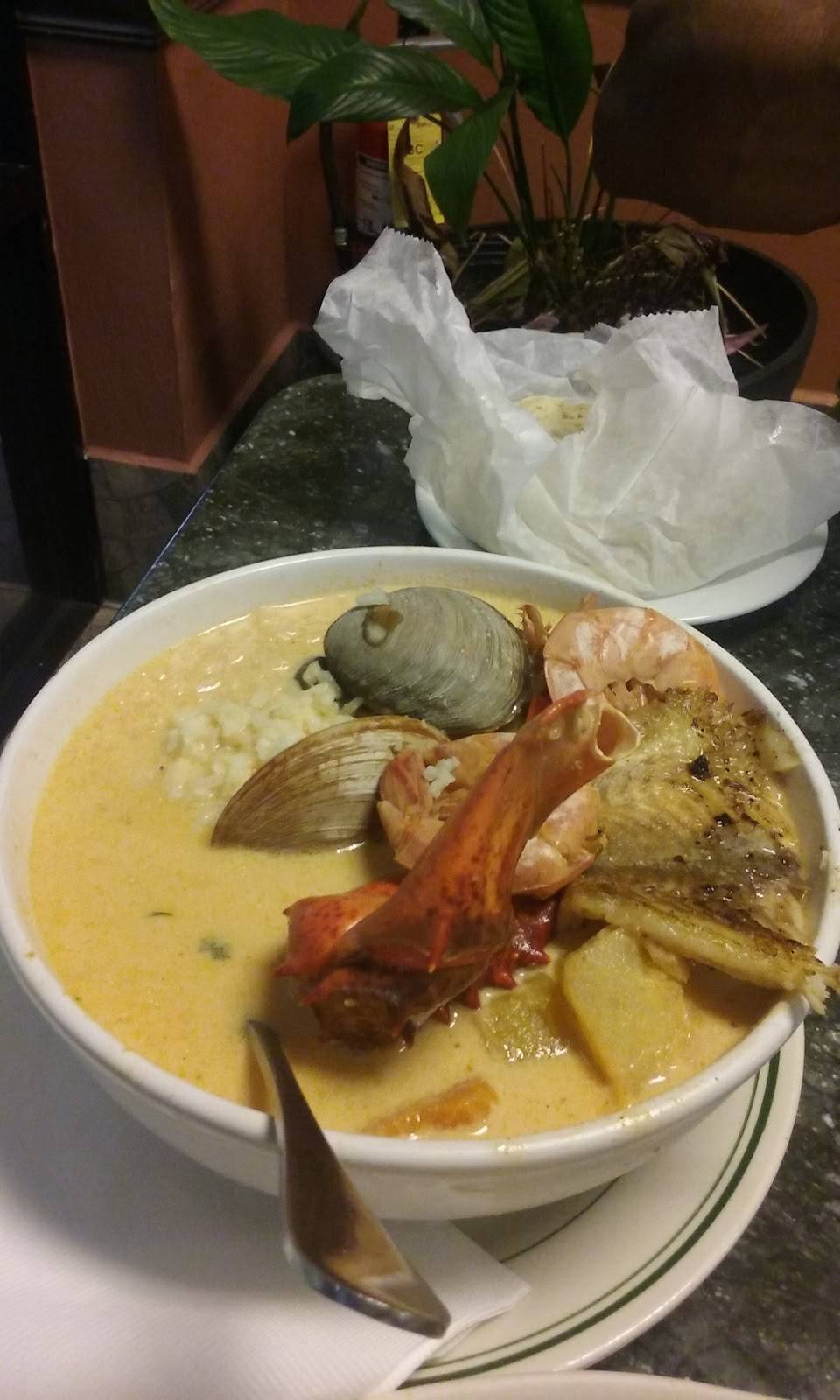 Rainforest Cafe | restaurant | 107 Radio Rd, Naples, FL 34104, USA | 2393049019 OR +1 239-304-9019