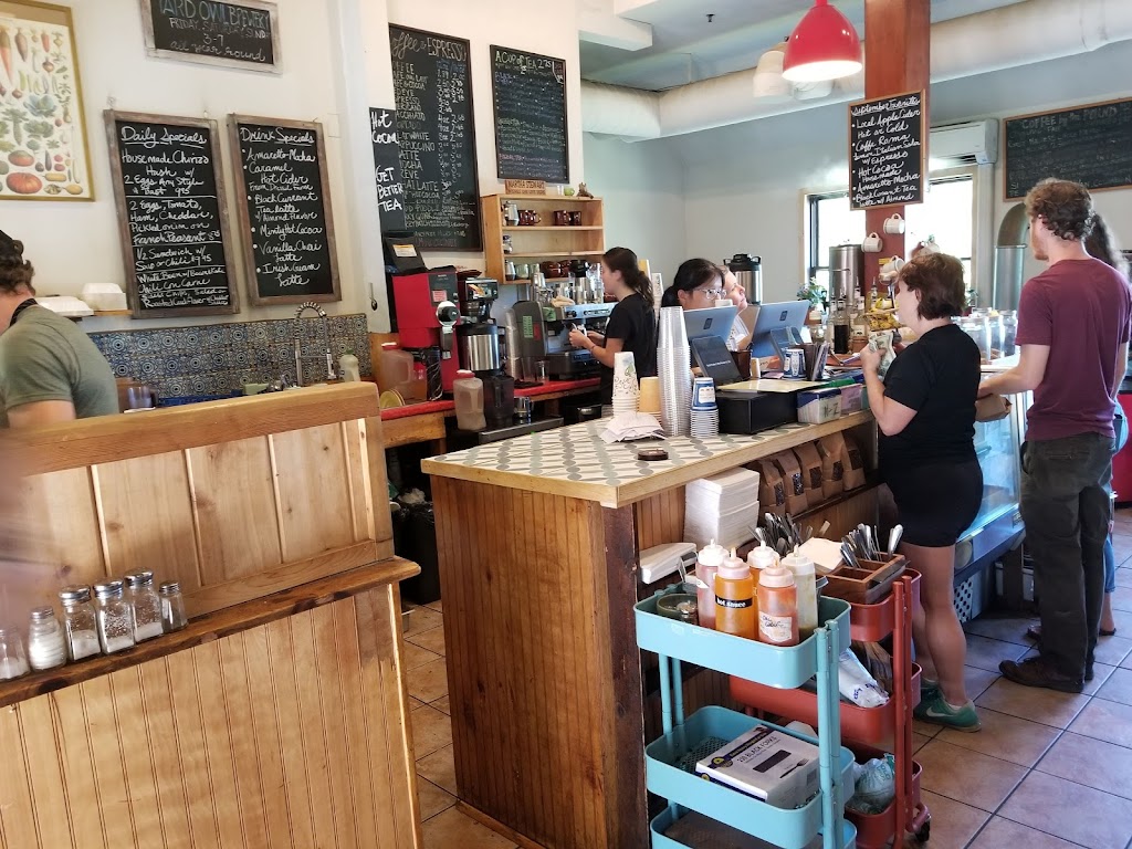 Mudd Puddle Coffee Roasters | cafe | 10 Main St #312, New Paltz, NY 12561, USA | 8452553436 OR +1 845-255-3436