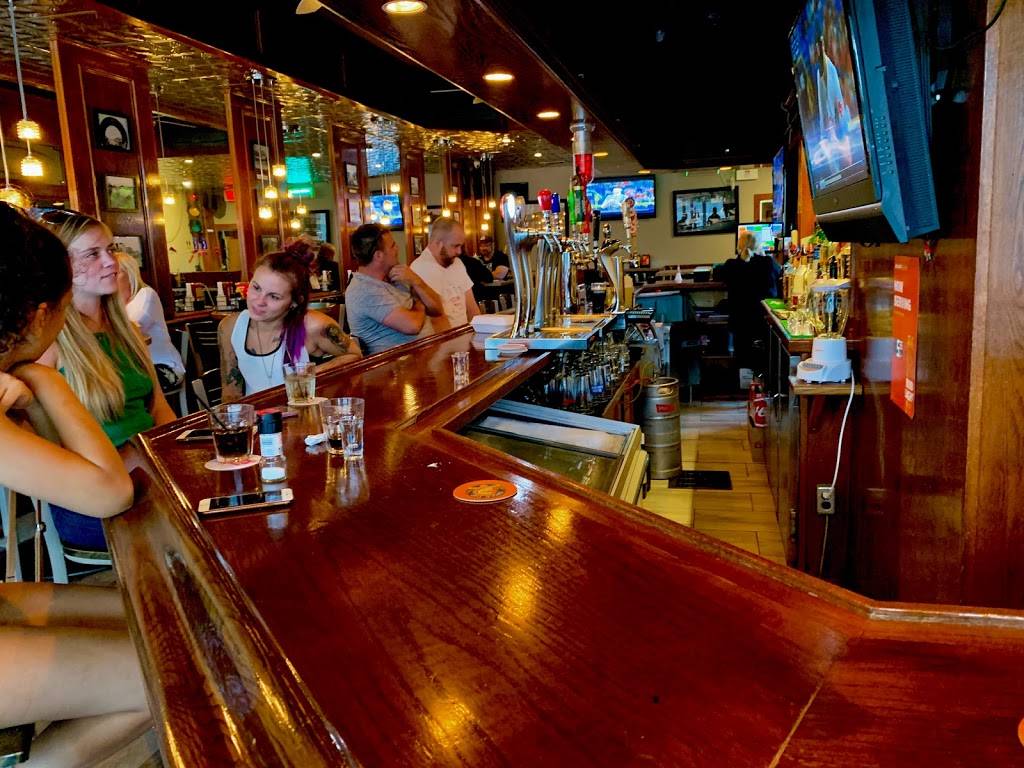 Cravins Chill & Grill | restaurant | 460 Exmouth St, Sarnia, ON N7T 5P3, Canada | 5193440004 OR +1 519-344-0004